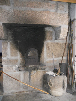 Forno Comunitário de Sangemil